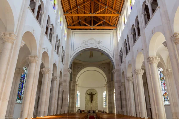 Pristina Kosovo August 2019 Interieur Van Kathedraal Van Sint Moeder — Stockfoto