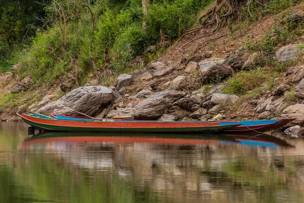 Barcos Río Nam Cerca Del Pueblo Hat Provincia Phongsali Laos — Foto de Stock