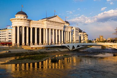 ÜSKÜP, NORTH MACEDONIA - 9 Ağustos 2019: Makedonya Cumhuriyeti Arkeoloji Müzesi Üsküp, Kuzey Makedonya