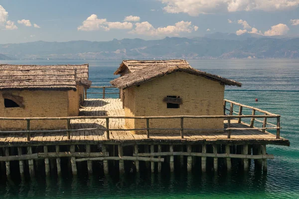 Bahía Huesos Vivienda Prehistórica Recreación Asentamiento Edad Bronce Lago Ohrid —  Fotos de Stock