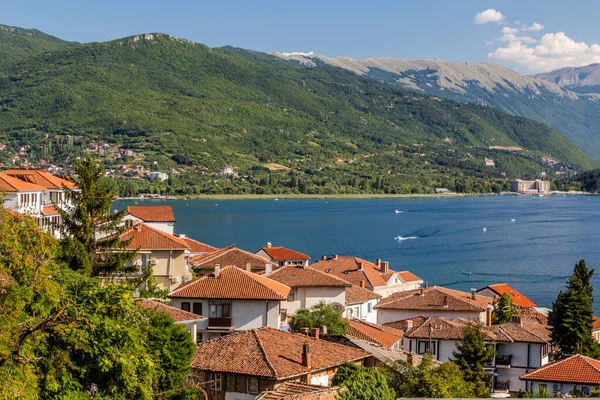 Kuzey Makedonya Nın Ohri Kentinden Ohri Gölü Manzarası — Stok fotoğraf