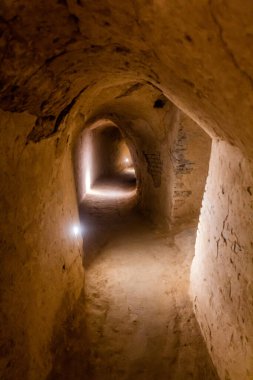 Çin 'in Zhangbicun köyündeki Zhangbi yeraltı kalesinin tüneli.
