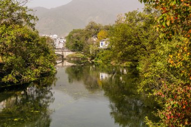 Hongcun köyü yakınlarındaki nehir, Anhui bölgesi, Çin