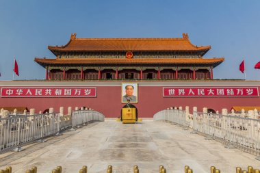 BEIJING, ÇİN - 18 Ekim 2019: Tiananmen (İlahi Barış) Pekin, Çin
