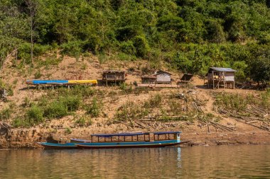 Nam Ou Köyü 5 numaralı su deposu Laos.