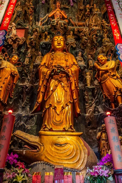 中国上海 2019年10月24日 中国上海玉佛寺雕塑 — 图库照片