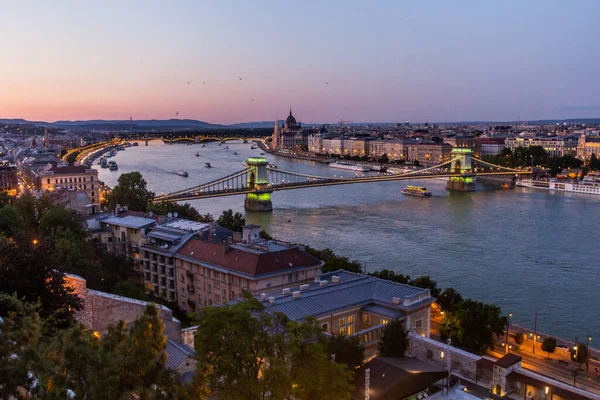 Dunai Panoráma Széchenyi Híddal Budapesten — Stock Fotó