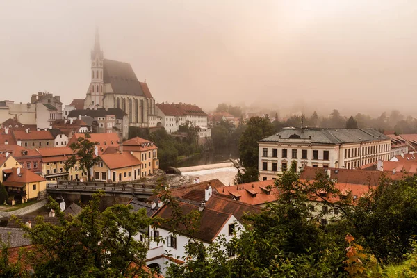 Çek Cumhuriyeti Cesky Krumlov Sabah Sisli Manzarası — Stok fotoğraf