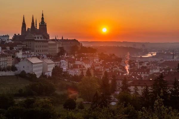 Vista Madrugada Catedral San Vito Lado Menor Praga República Checa —  Fotos de Stock