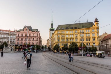 BRNO, CZECHIA - 5 Eylül 2021: Brno, Çek Cumhuriyeti 'nde Namesti Svobody (Özgürlük Meydanı)