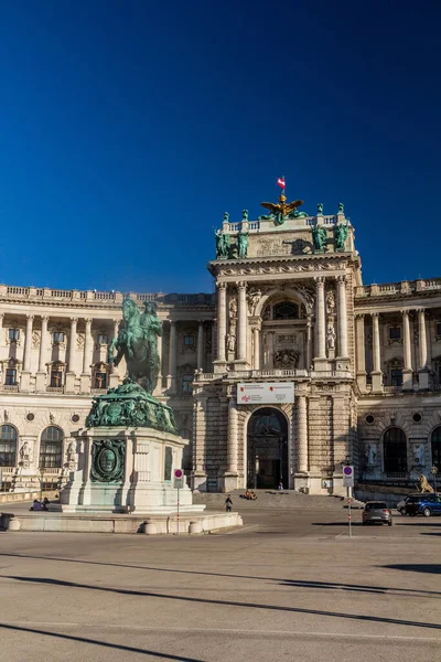 Wiedeń Austria Wrzesień 2021 Pałac Hofburski Posągiem Księcia Eugeniusza Wiedniu — Zdjęcie stockowe