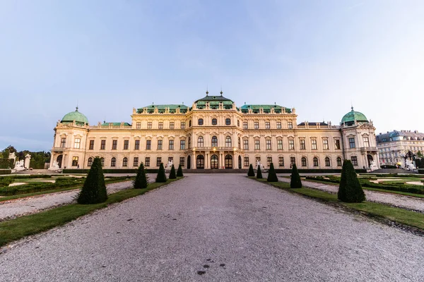 Вечерний Вид Дворца Бельведер Вене Австрия — стоковое фото