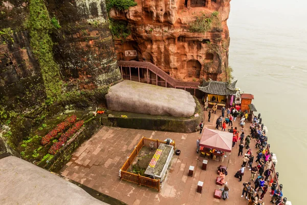 Shan Čína Listopadu 2019 Davy Turistů Nohou Obřího Buddhy Lešanu — Stock fotografie