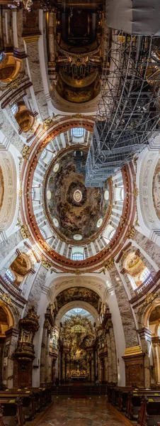 Вена Австрия Сентября 2021 Интерьер Карлскирче Церковь Святого Карла Вене — стоковое фото