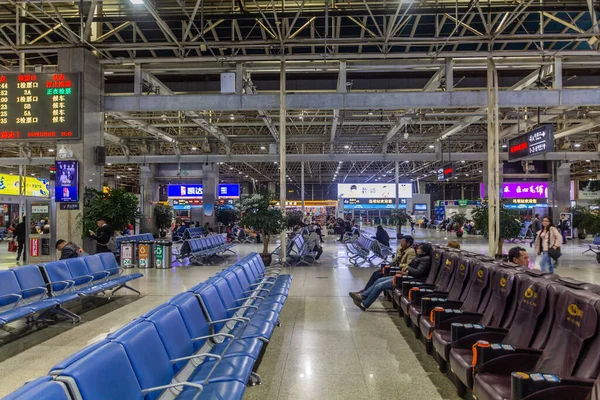 Kunming China Novembro 2019 Sala Espera Estação Ferroviária Kunming China — Fotografia de Stock