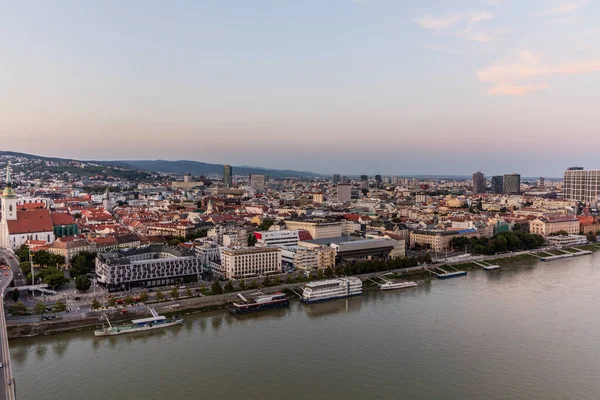 Slovakya Nın Bratislava Kentindeki Eski Şehrin Hava Manzarası — Stok fotoğraf