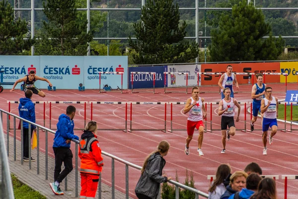 Plzen Czechia Agosto 2021 Corredores Obstáculos Campeonato Checo Atletismo Com — Fotografia de Stock