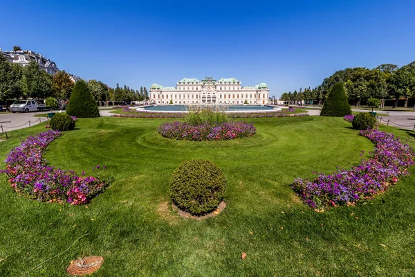 Сад Бельведерского Дворца Вене Австрия — стоковое фото