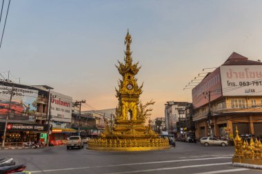 CHIANG RAI, THAILAND 1 ARALIK 2019 Tayland 'daki Chiang Rai Saat Kulesi.