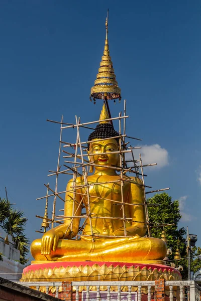 Image Bouddha Chiang Mai Sous Échafaudage Thaïlande — Photo