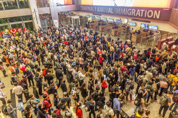 Singapore Singapore Grudzień 2019 Długie Kolejki Kontroli Imigracyjnej Lotniska Changi — Zdjęcie stockowe