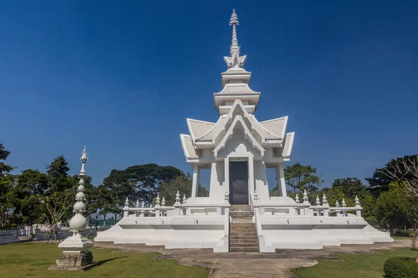 Bâtiment Wat Rong Khun Temple Blanc Terrain Dans Province Chiang — Photo