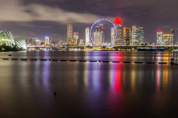 Kvällsutsikt Över Marina Bay Skyline Singapore — Stockfoto
