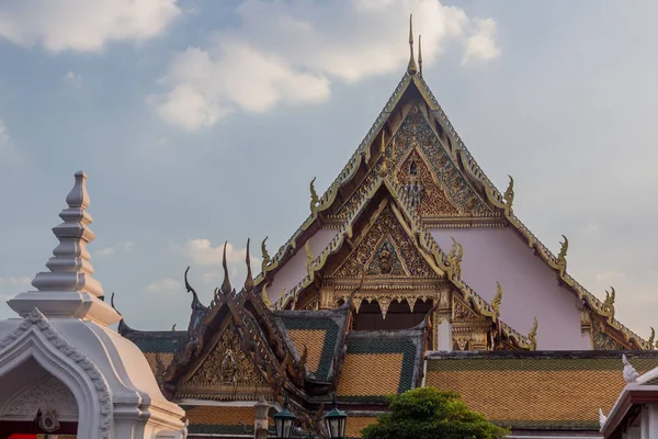 Wat Suthat Thepwararam Templo Bangkok Tailandia — Foto de Stock