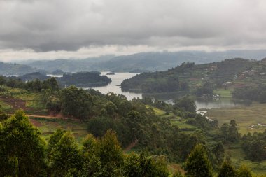 Bunyonyi Gölü manzarası, Uganda