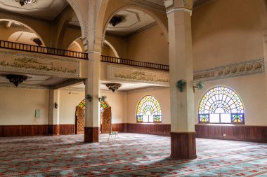 KAMPALA, UGANDA - 3 Mart 2020: Kampala, Uganda 'daki Uganda Ulusal Camii' nin Dua Salonu