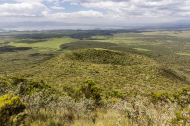 Kenya 'daki Longonot volkanının parazit kraterlerinden biri.