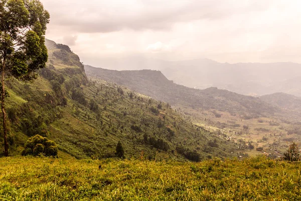 ウガンダのエルゴン山近くの田園風景 — ストック写真