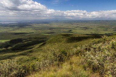 Kenya 'daki Longonot volkanının parazit kraterlerinden biri.