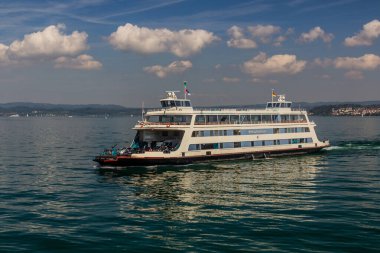KONSTANZ, Almanya - 3 Eylül 2019: Feribot Constance Gölü, Baden-Wurttemberg Eyaleti, Almanya