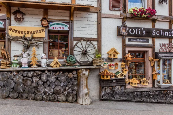 トライベルグ ドイツ 2019年9月2日 ドイツ バーデン ヴュルテンベルク州のトライベルク村にあるカッコー時計店 — ストック写真