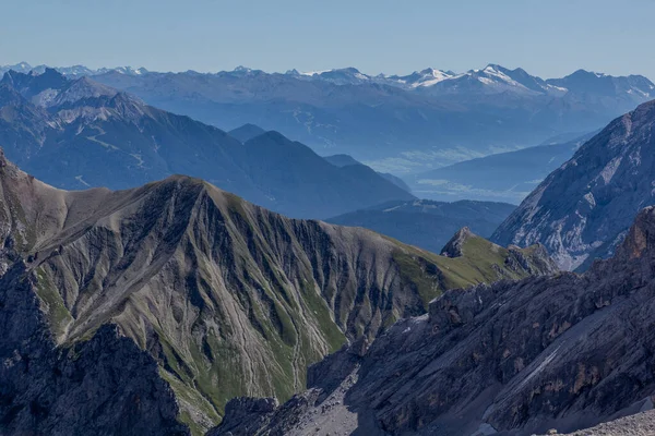 Zugspitze Almanya Dan Dağların Manzarası — Stok fotoğraf