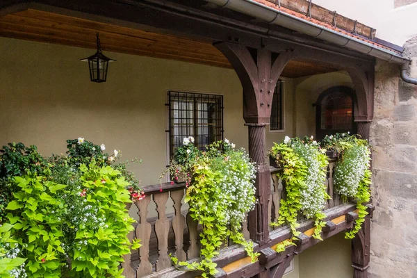 Balkon Van Een Oud Huis Dinkelsbuhl Deelstaat Beieren Duitsland — Stockfoto