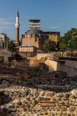 Banya Başhi Camii ve Bulgaristan 'ın başkenti Sofya' daki antik Serdika kentinin kazıları