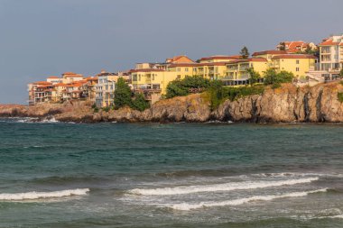 Sozopol manzarası, uçurumlardaki köy, Bulgaristan