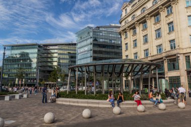 BUDAPEST, HUNGARY - 14 Ağustos 2019: Budapeşte, Macaristan 'daki Kalvin Ter Meydanı