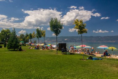 OHRID, NORTH MACEDONIA - 8 Ağustos 2019: Sveti Naum Gölü, Kuzey Makedonya