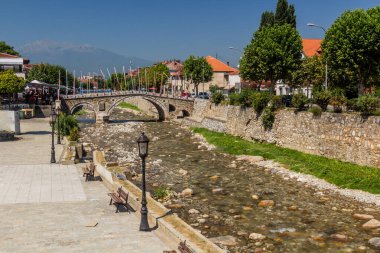 Kosova 'nın Prizren kentindeki taş köprü