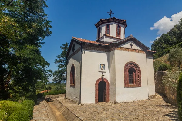 北マケドニアのオフリド湖のスヴェティ ナウム修道院近くの聖アタナシウス教会 — ストック写真