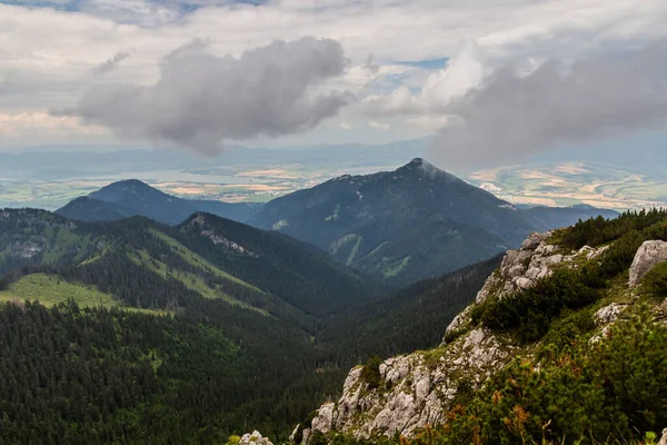 Paisaje Las Montañas Nizke Tatry Desde Montaña Krakova Hola Eslovaquia —  Fotos de Stock
