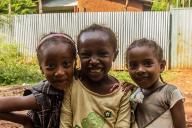 ARBA MINCH, ETHIOPIA - 29 HAZİRAN 2020: Arba Minch, Etiyopya 'daki Genç Kızlar