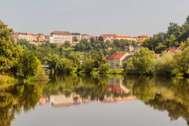 Çek Cumhuriyeti Tabor şehrindeki Luznice nehrinin manzarası