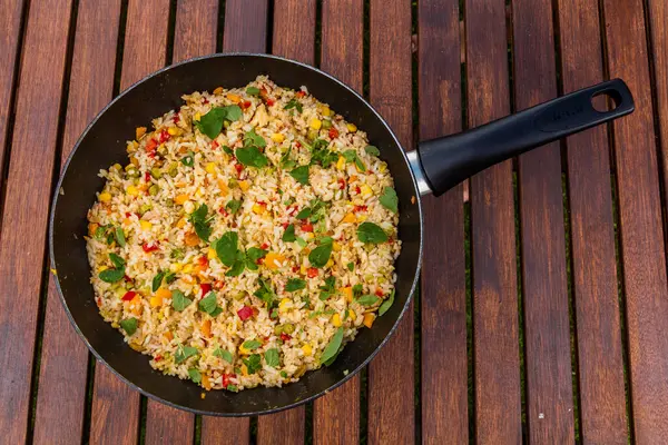 Pfanne Mit Reis Und Gemüse — Stockfoto