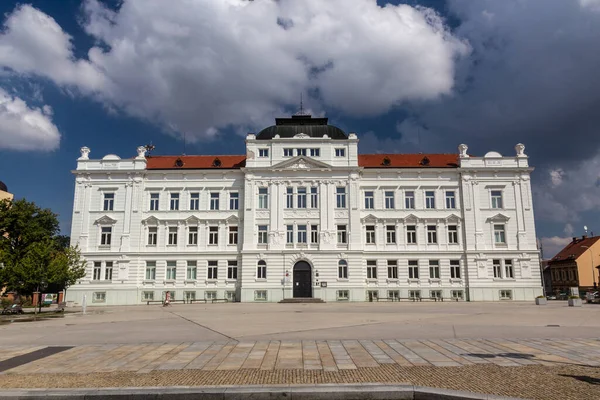 Κτίριο Του Γυμνασίου Γεωργίας Στην Πόλη Tabor Της Τσεχικής Δημοκρατίας — Φωτογραφία Αρχείου