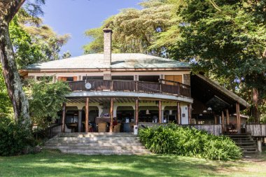 NAIVASHA, KENYA - 17 Şubat 2020: Kenya Naivasha Gölü yakınlarındaki balıkçı kampının ana binası