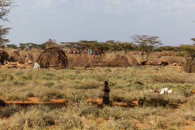 MARSABIT, KENYA - 11 Şubat 2020: Marsabit kasabası yakınlarındaki Samburu kabile köyü, Kenya